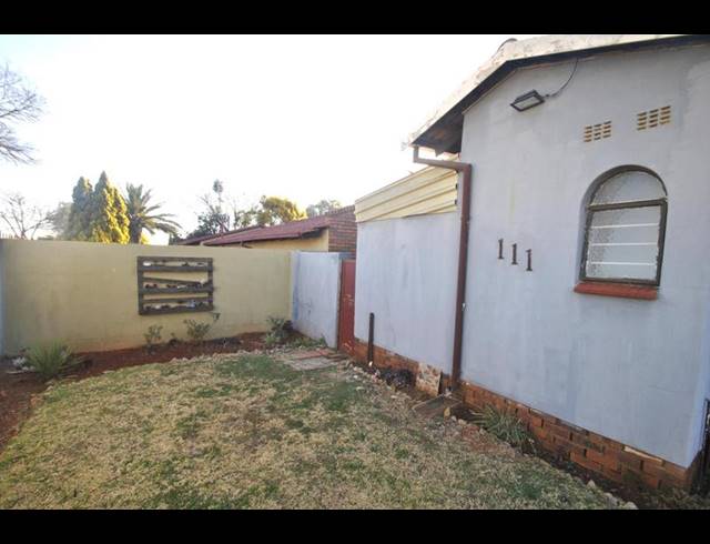 3 BEDROOM HOUSE FOR SALE IN DAWN PARK